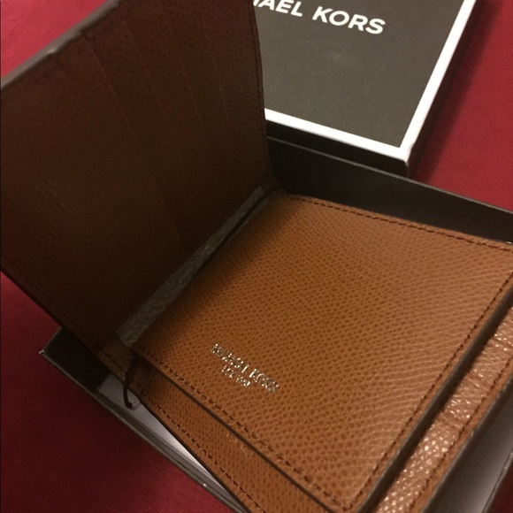 MICHAEL KORS BILLFOLD WALLET - Picture 2 of 4